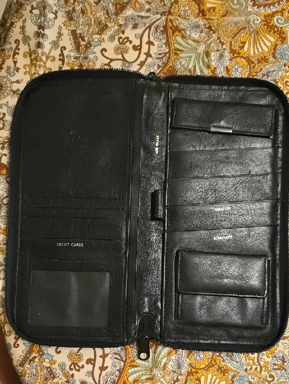 Vtg Bugatti Passport Travel Black Leather Zip-Around Wristlet Wallet with Strap